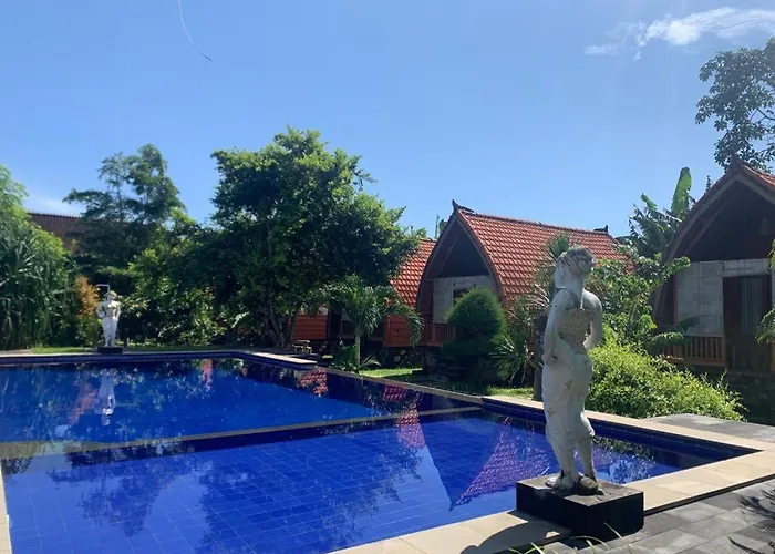 Kubu Padi Wooden House 2* ペムテラン