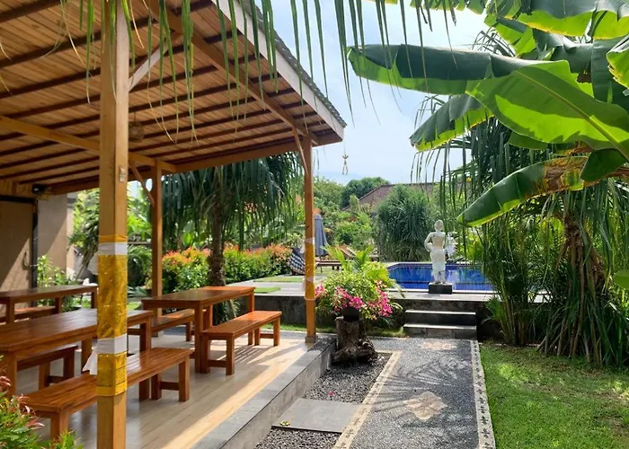 Kubu Padi Wooden House