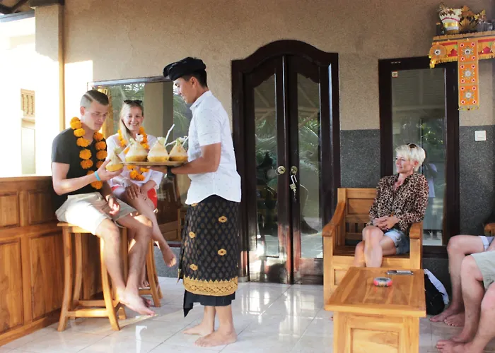 ホリデーパーク Kubu Padi Wooden House