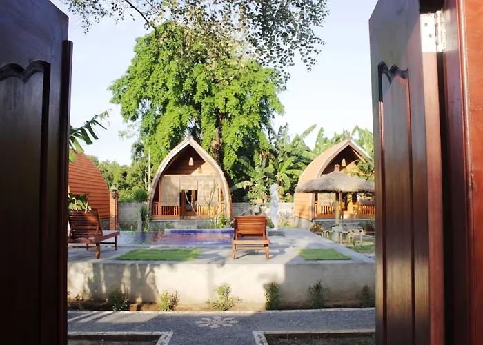 ホリデーパーク Kubu Padi Wooden House ペムテラン