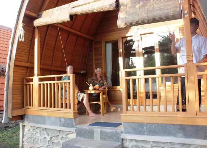 Kubu Padi Wooden House ホリデーパーク ペムテラン