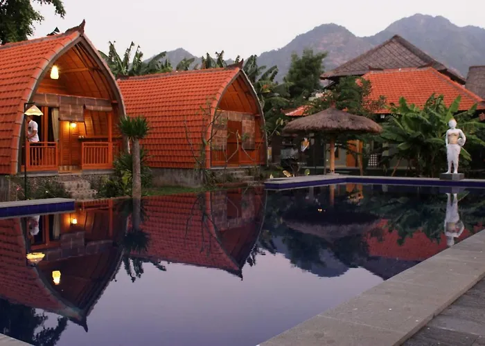 Kubu Padi Wooden House ホリデーパーク