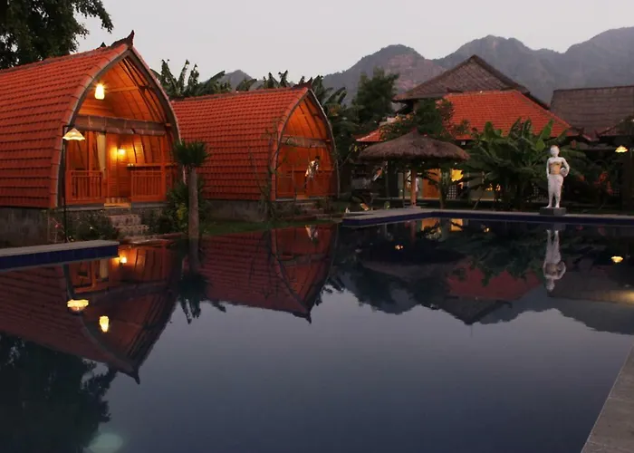 ホリデーパーク Kubu Padi Wooden House ペムテラン