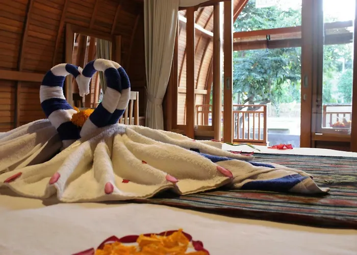 Kubu Padi Wooden House 2* بيموتيران