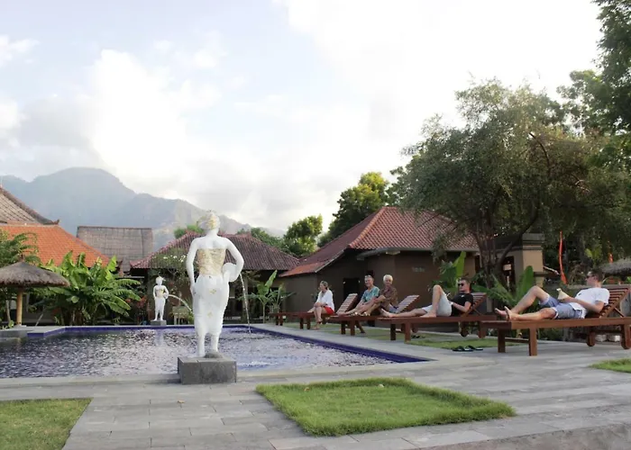 Kubu Padi Wooden House 2* ペムテラン