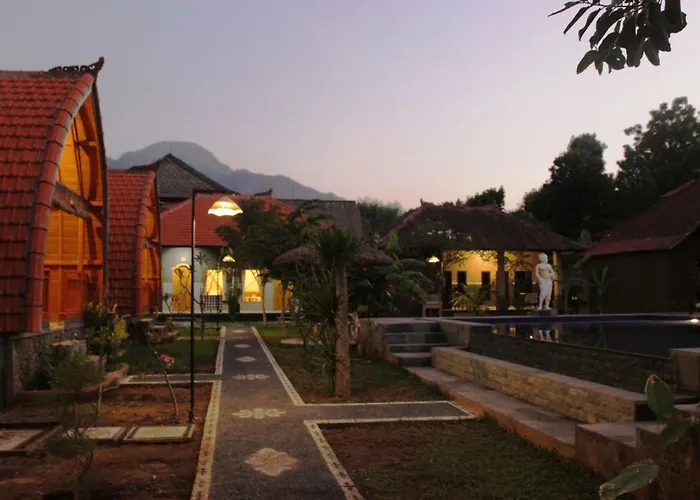 Kubu Padi Wooden House 2*