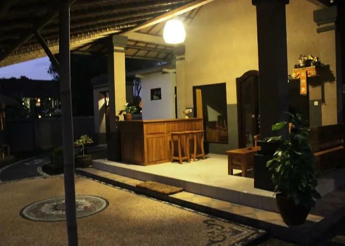 Kubu Padi Wooden House ホリデーパーク