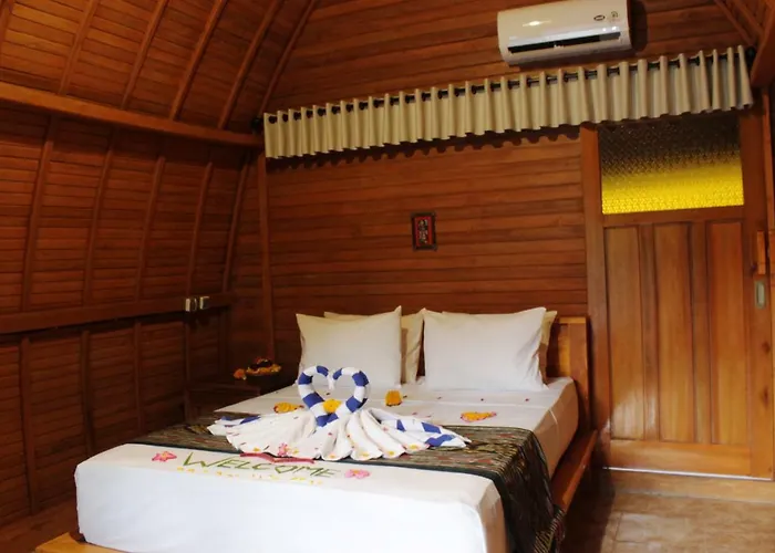 Kubu Padi Wooden House ホリデーパーク